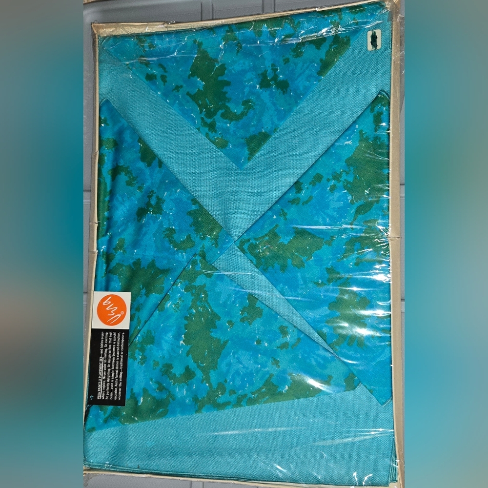 Vintage Vera Neumann Placemat and Napkin Set